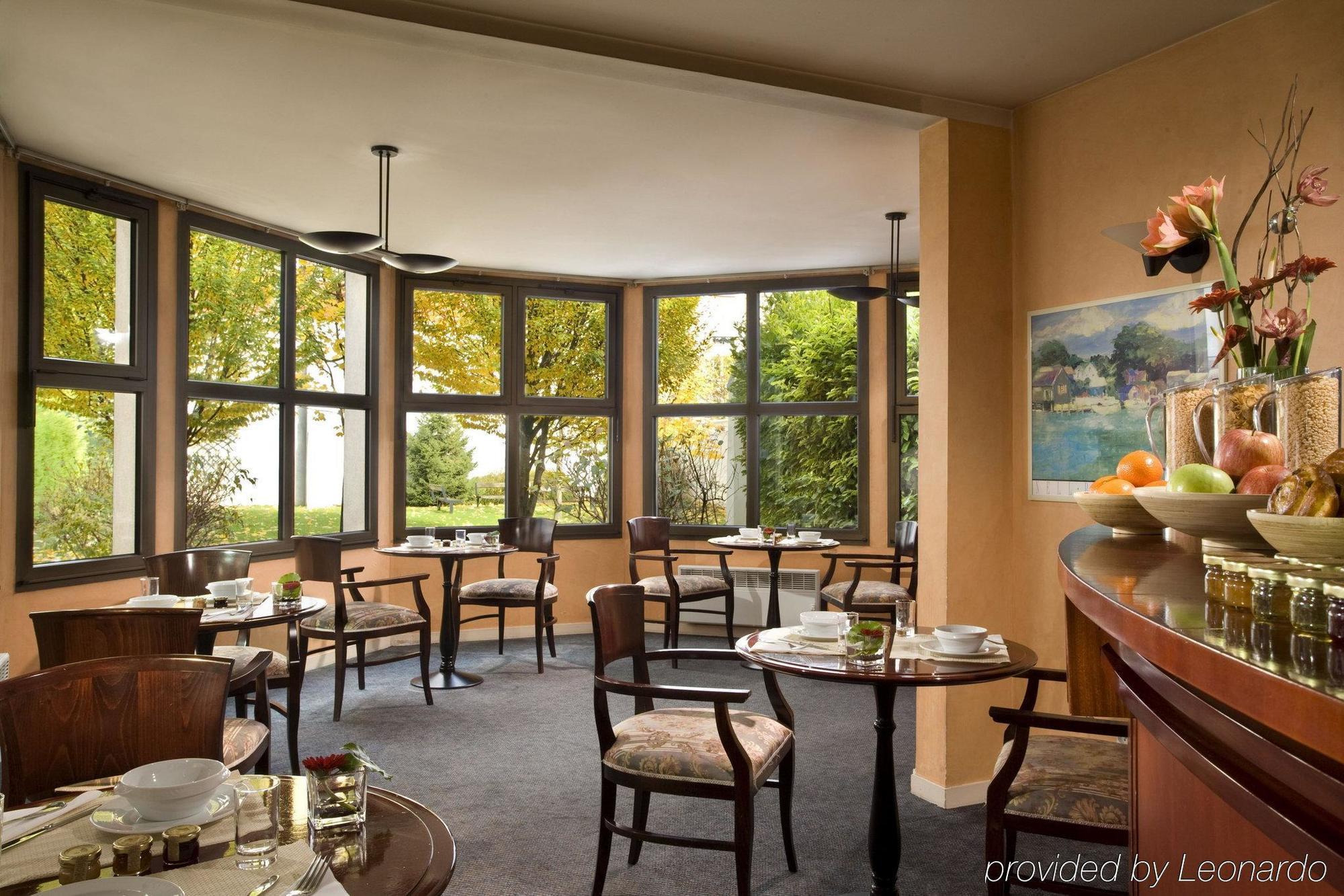 Citadines City Centre Grenoble Restaurant photo